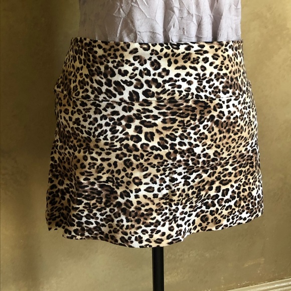 Leopard Print Mini Skirt - Picture 2 of 2